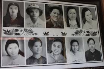 10 cô gái Ngã ba Đồng Lộc